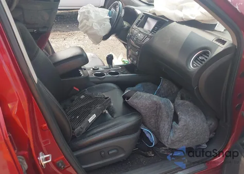 2014 Nissan Pathfinder Sl z USA, uszkodzony, nr VIN 5N1AR2MM5EC683575